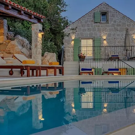 Montes - Exklusiv Makarska